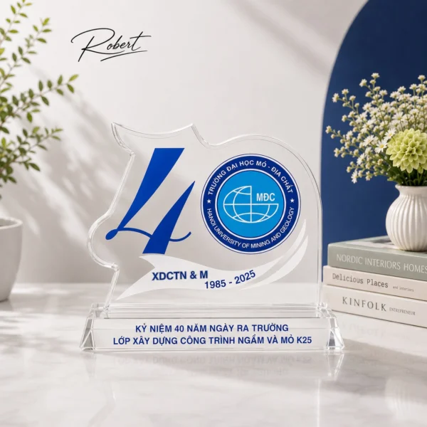 Kỷ niệm chương Tri ân mã TriAn-04 Robert